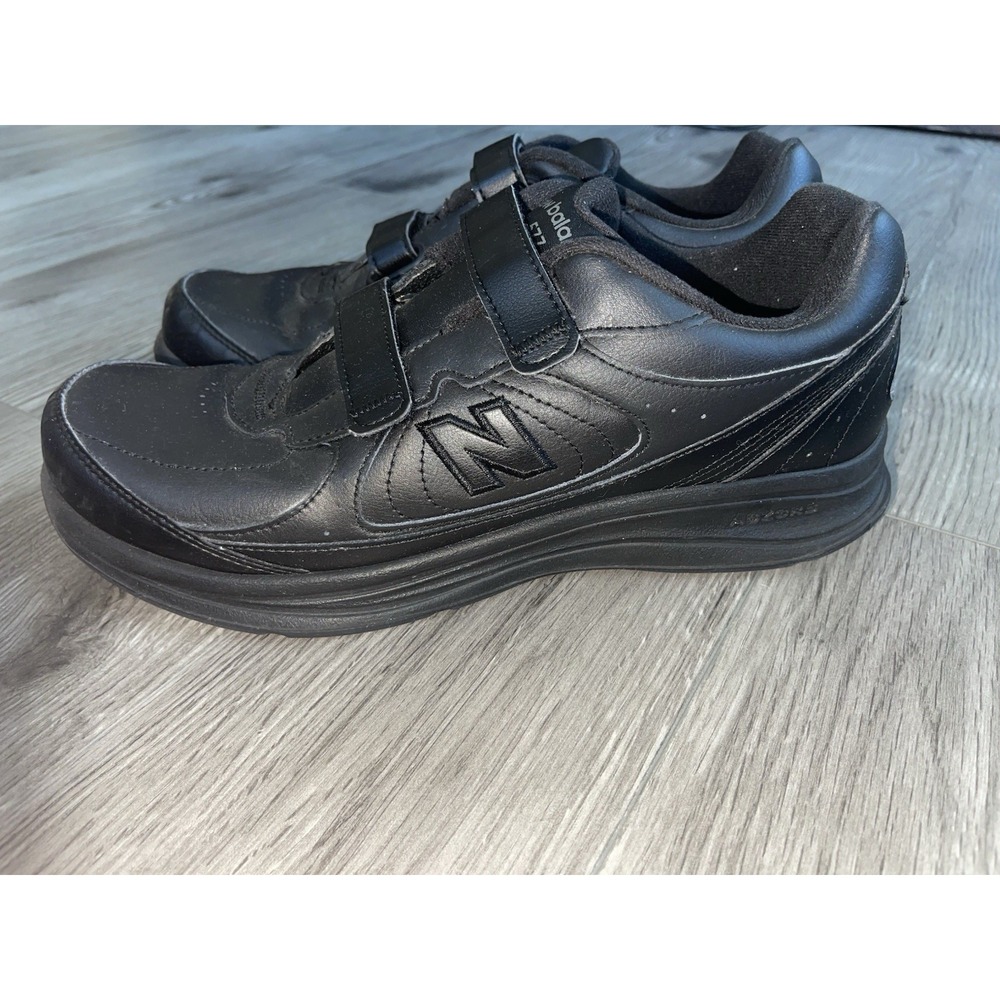 New Balance 577 Walking Shoes Mens 11 Black Leather Adjustable Straps Low Top